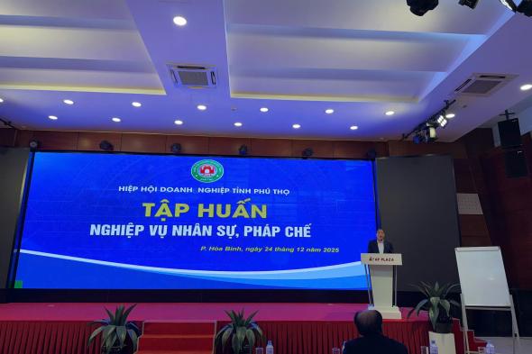 Hiệp hội Doanh nghiệp tỉnh Phú Thọ tổ chức Hội nghị tập huấn công tác nhân sự, pháp chế doanh nghiệp